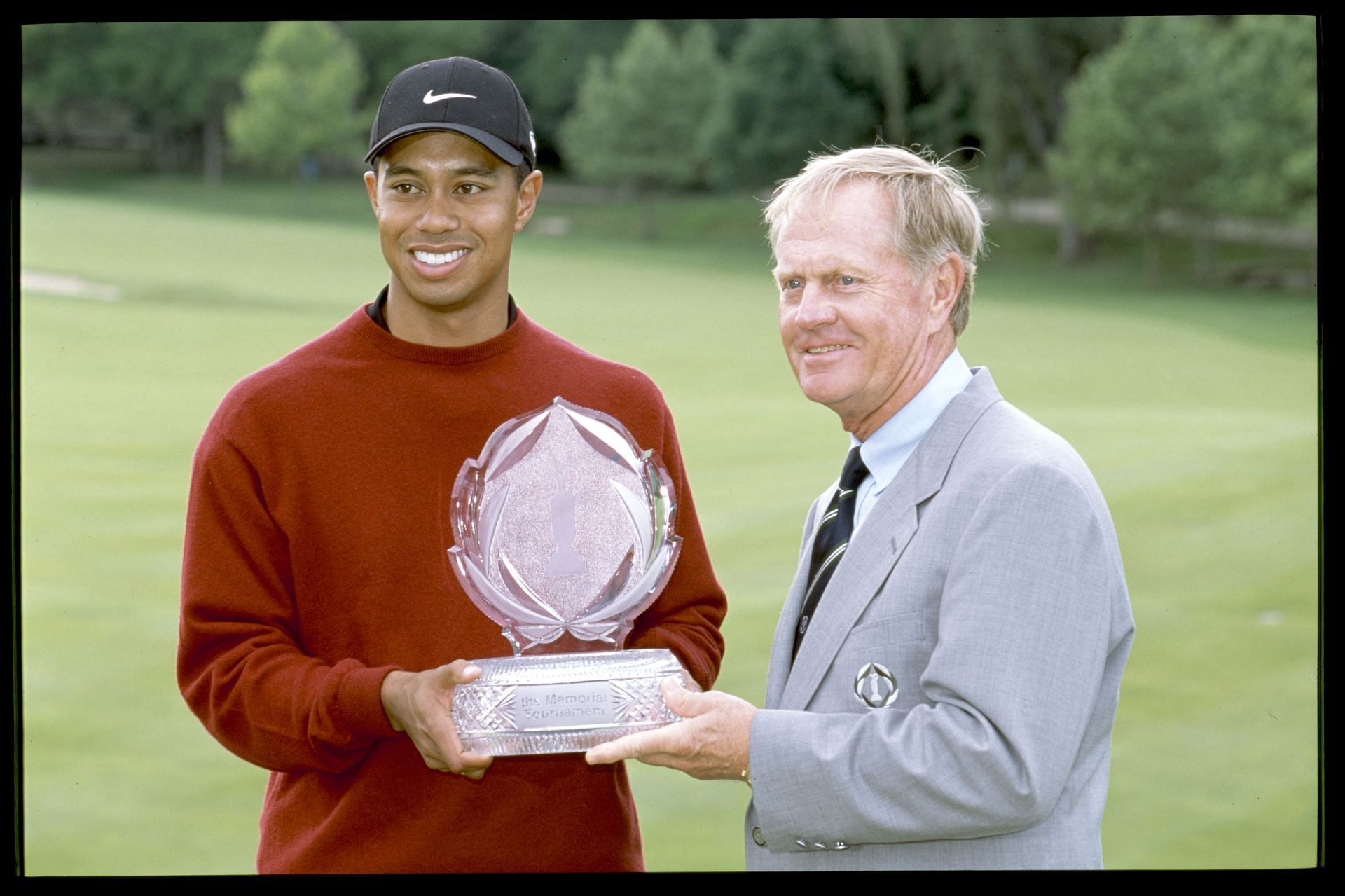 Tiger Woods and Jack Nicklaus at the 2001 Memorial Tournament (Source: Getty)